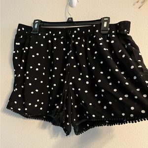 Women’s pull on dress shorts